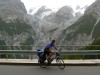 Ve stoupn na Passo Stelvio, vzadu masv skupiny Ortler